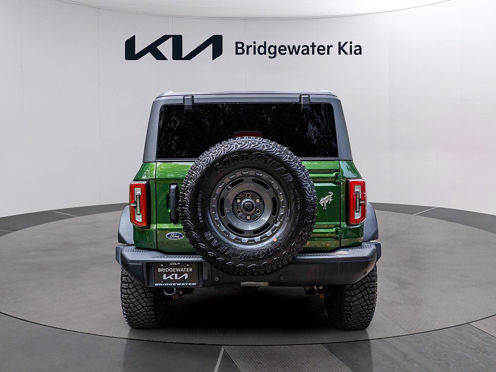 Used 2024 Ford Bronco Everglades image 5