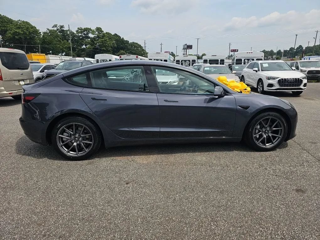 Used 2023 Tesla Model 3 Standard Range RWD image 6