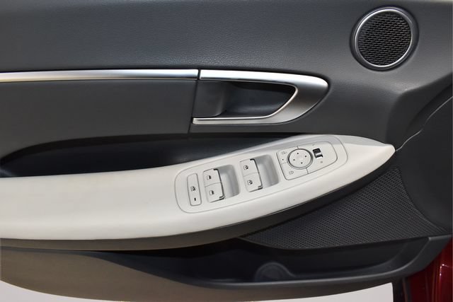 Used 2025 Hyundai Sonata SEL FWD image 20