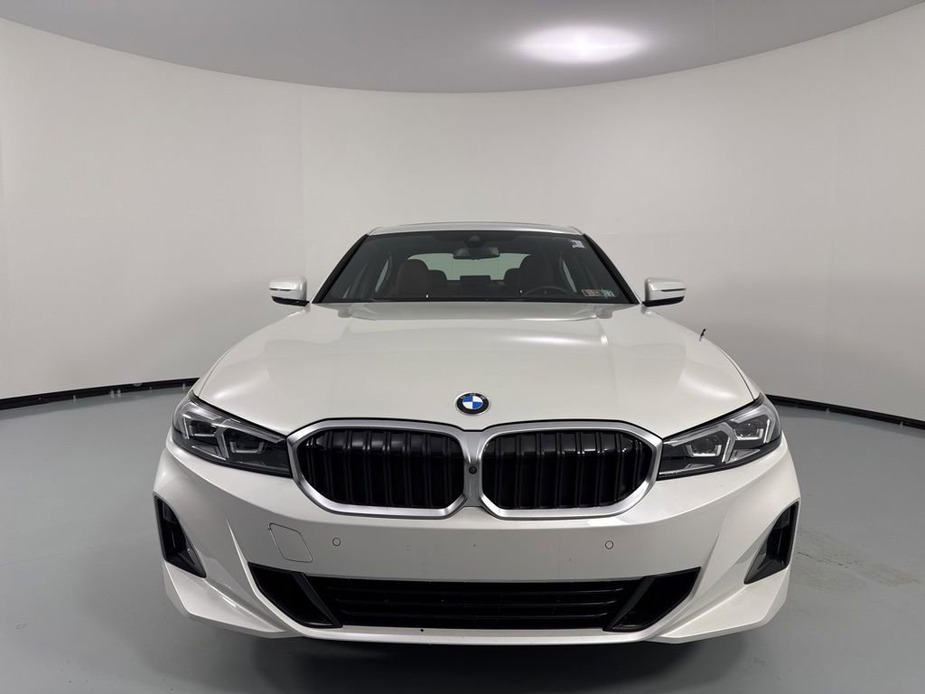 Certified 2023 BMW 330i xDrive Sedan w/ Premium Package AWD/4WD image 5