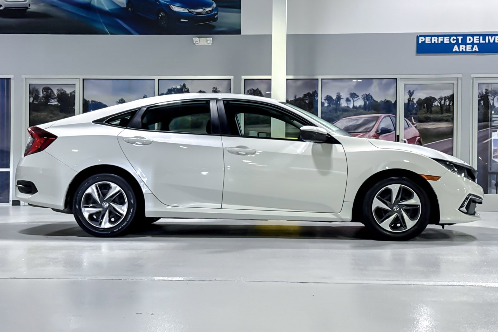 Used 2021 Honda Civic LX image 8