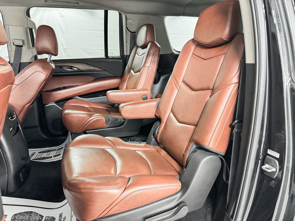 Used 2016 Cadillac Escalade ESV Premium AWD/4WD image 10