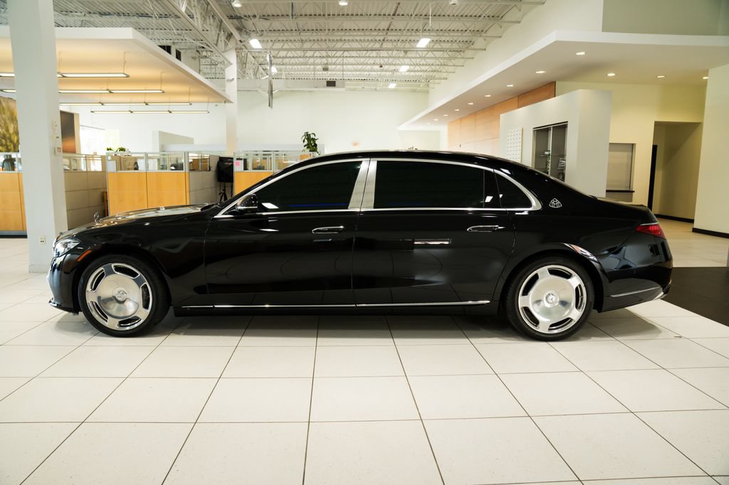 Certified 2022 Mercedes-Benz Maybach S 580 4MATIC image 4