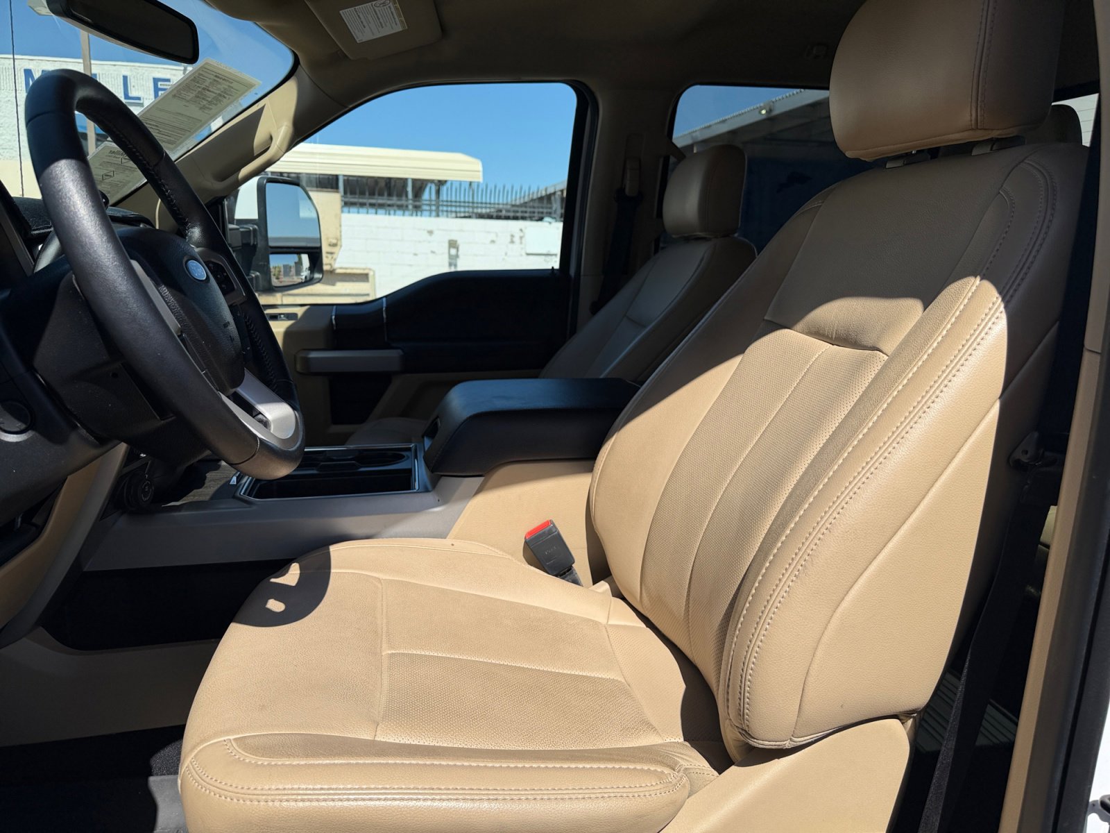 Used 2020 Ford F350 Lariat w/ Lariat Ultimate Package AWD/4WD image 15