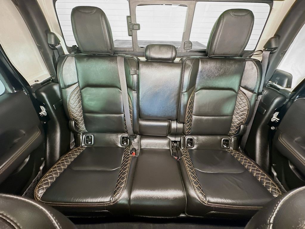 Used 2022 Jeep Gladiator Overland image 13