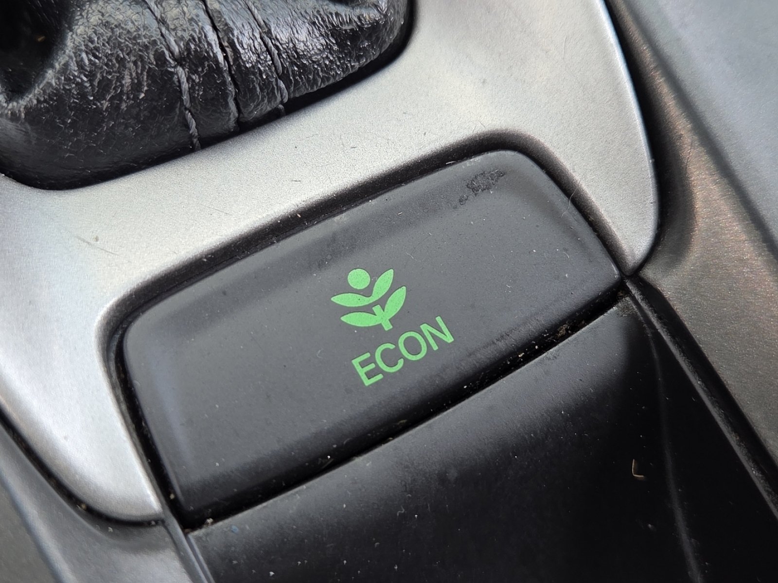 Used 2018 Honda Accord EX image 6