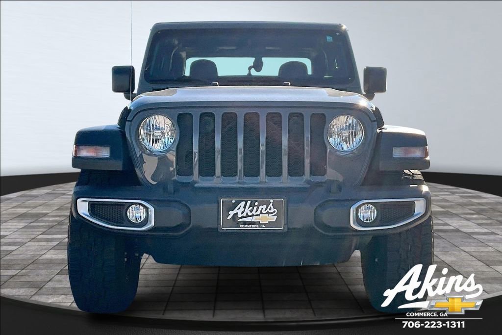 Used 2023 Jeep Gladiator Sport image 2