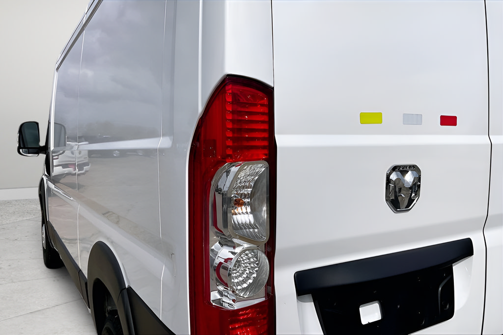 New 2024 RAM ProMaster 2500 w/ Convenience Group FWD image 13