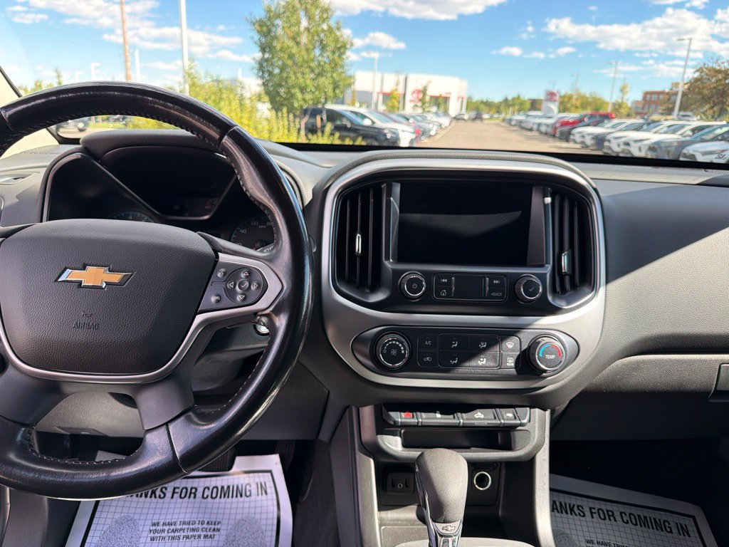 Used 2022 Chevrolet Colorado LT w/ LT Convenience Package AWD/4WD image 24