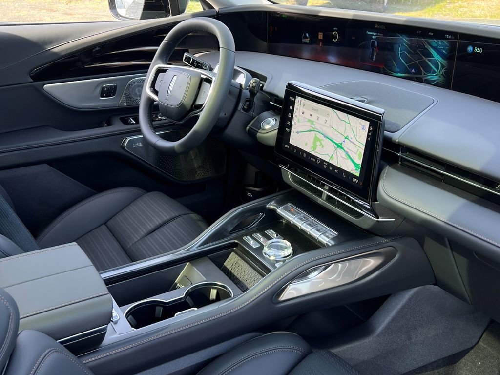 New 2026 Lincoln Nautilus Reserve AWD/4WD image 9