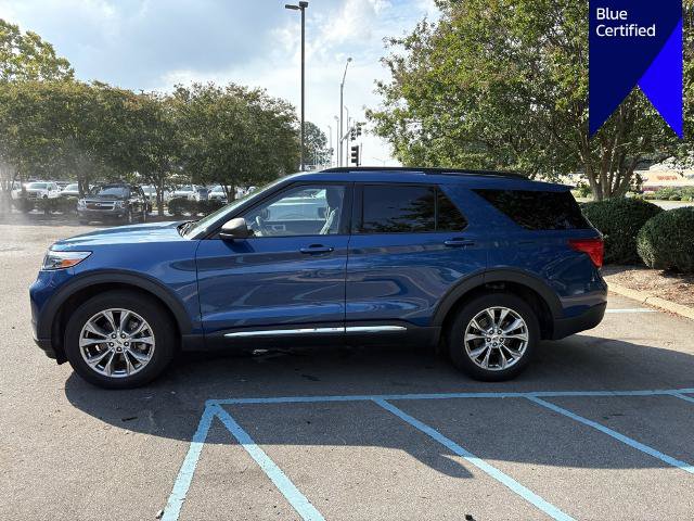 Certified 2022 Ford Explorer XLT w/ Equipment Group 202A AWD/4WD image 8