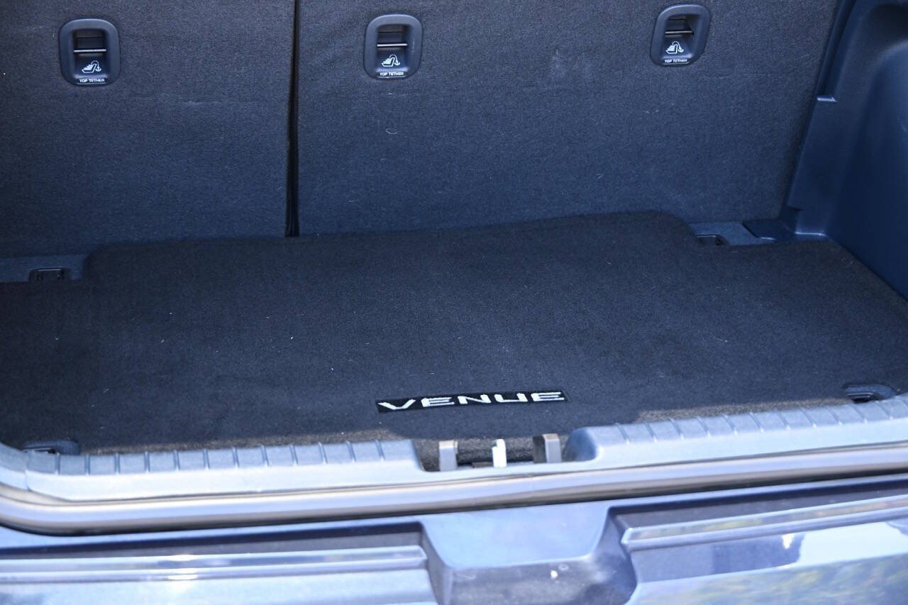 Used 2022 Hyundai Venue Limited FWD image 23