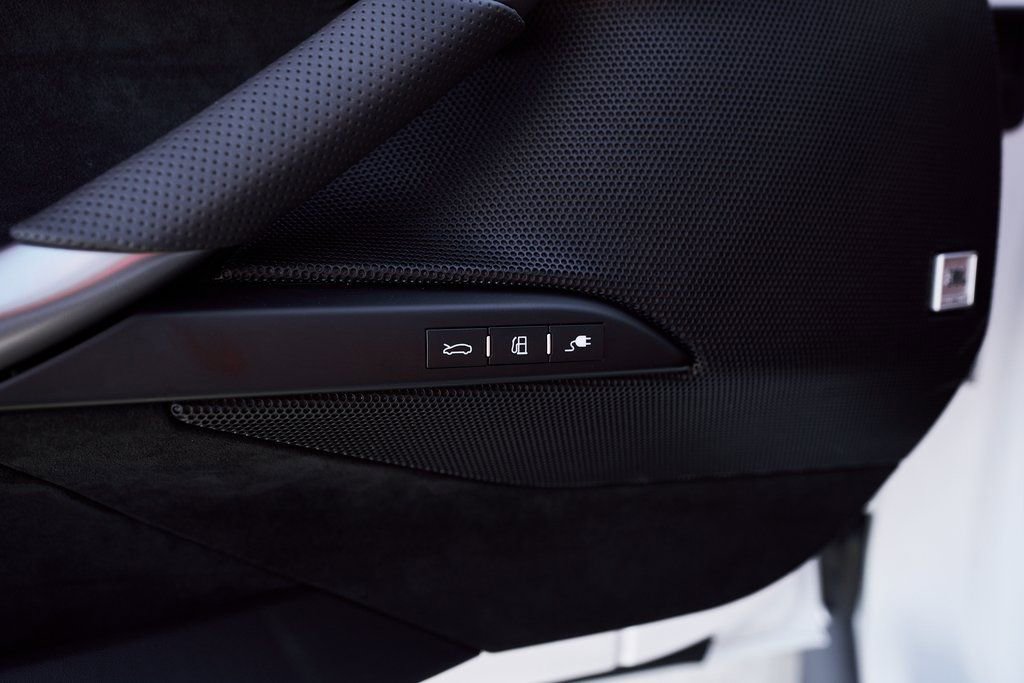 Used 2024 Ferrari 296 GTB image 39