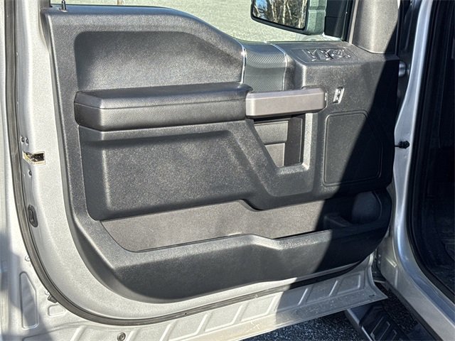 Used 2019 Ford F150 XLT w/ Equipment Group 302A Luxury image 10