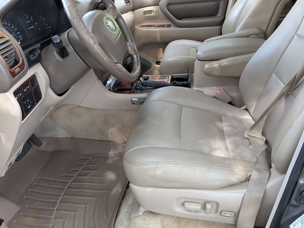 Used 2002 Toyota Land Cruiser AWD/4WD image 18