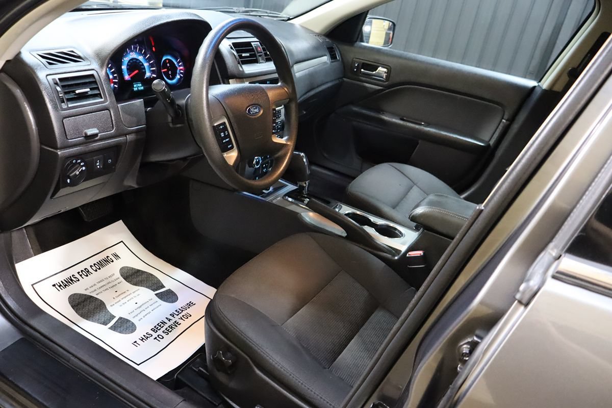 Used 2011 Ford Fusion SE w/ 201A Rapid Spec Order Code FWD image 30