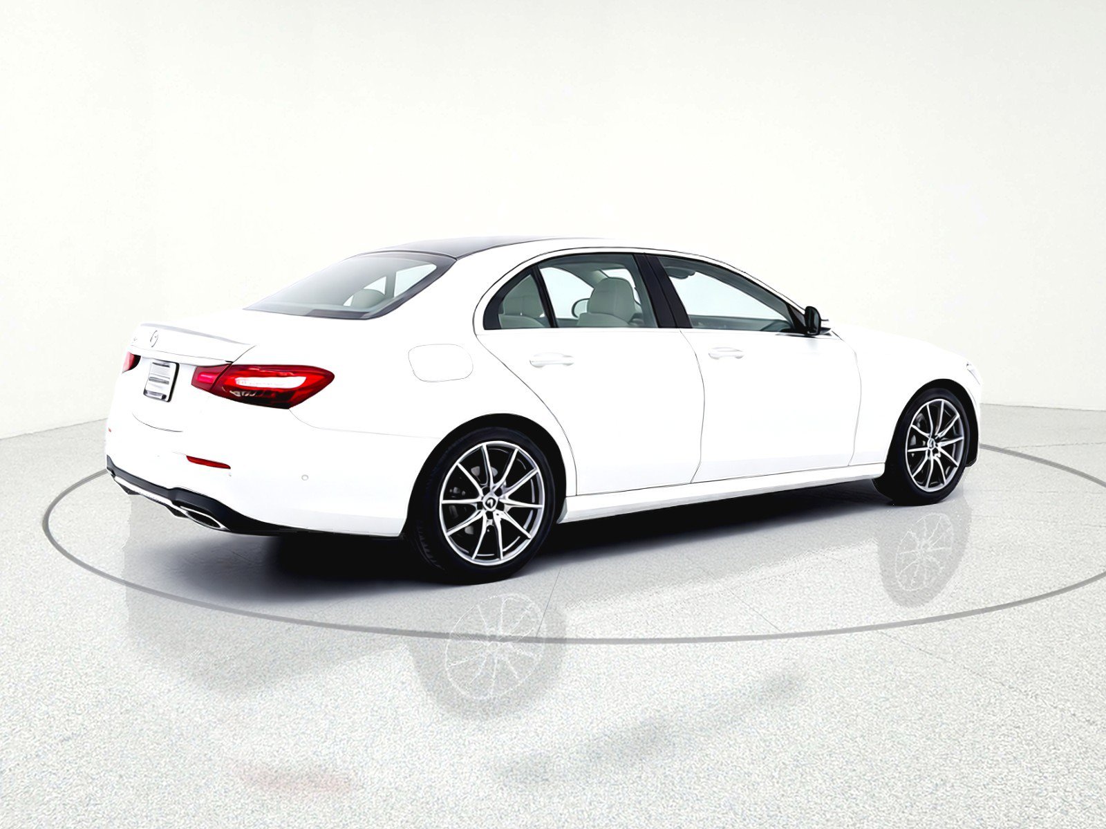 Certified 2022 Mercedes-Benz E 350 Sedan image 16