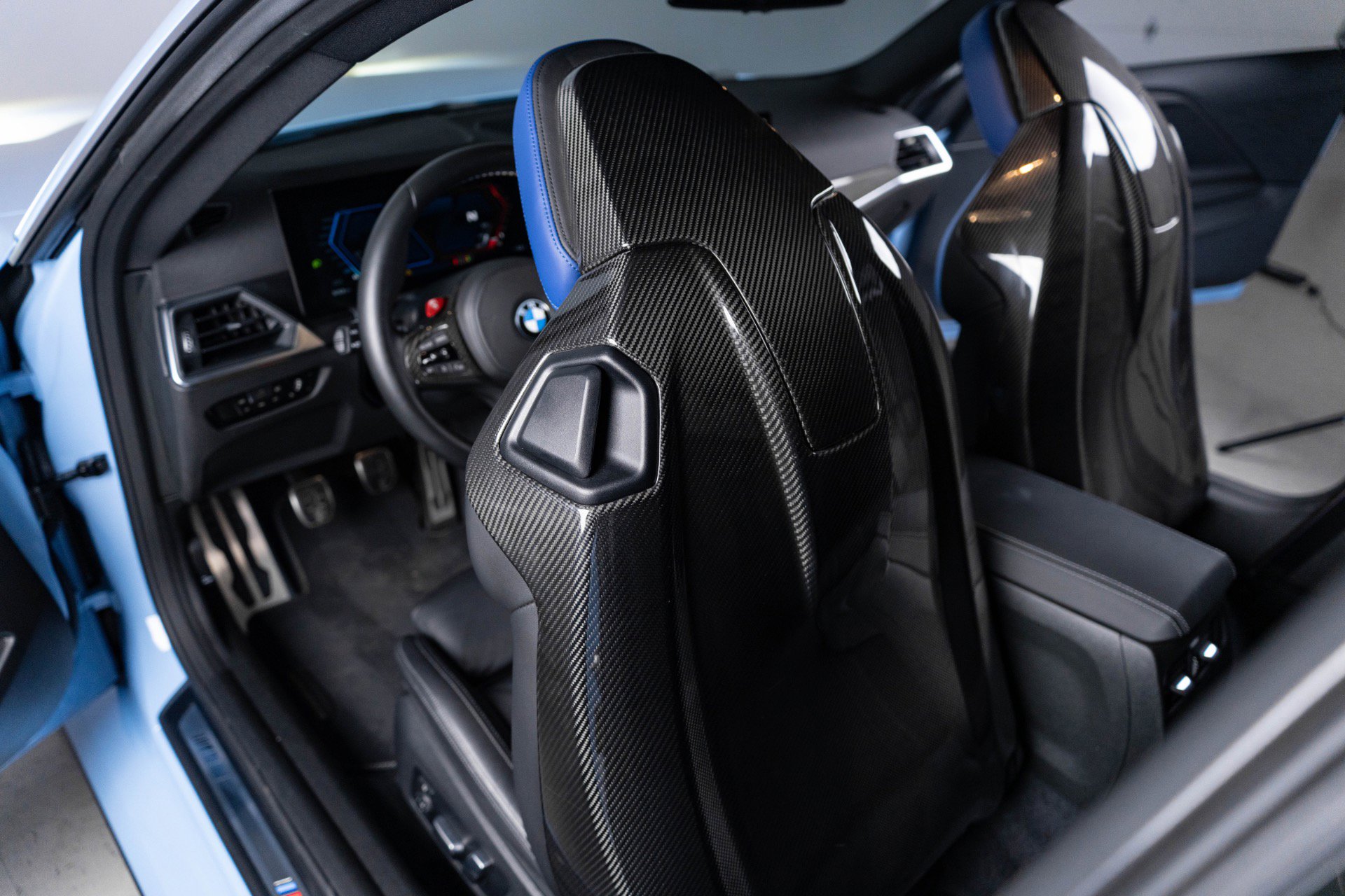 Used 2024 BMW M2 w/ Lighting Package RWD image 59