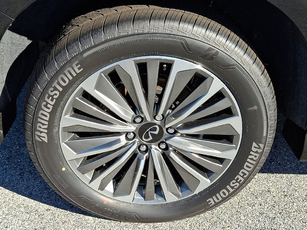 New 2027 INFINITI QX80 Luxe w/ Cargo Package RWD image 5