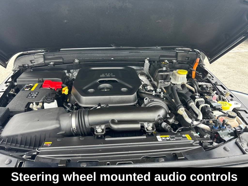 Used 2024 Jeep Wrangler Unlimited Sahara AWD/4WD image 17