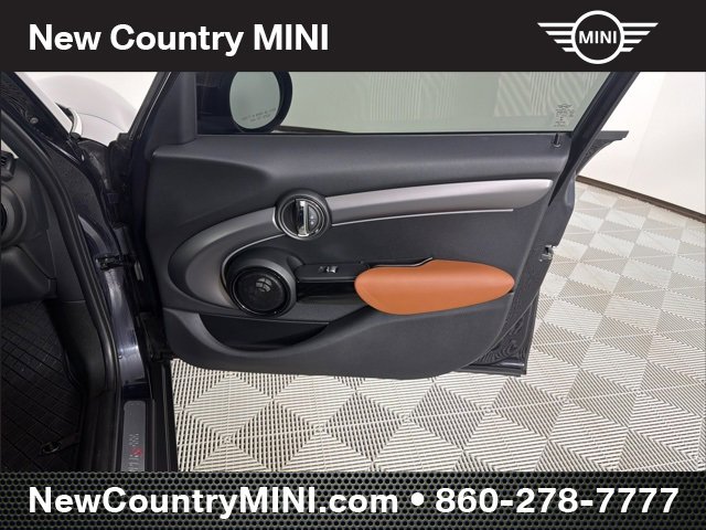 Used 2022 MINI Cooper S image 18