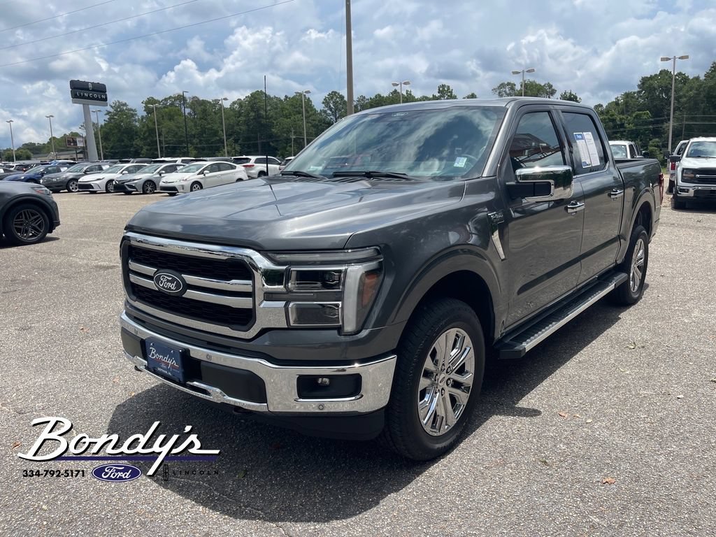 Used 2025 Ford F150 Lariat w/ Equipment Group 502A High AWD/4WD image 3