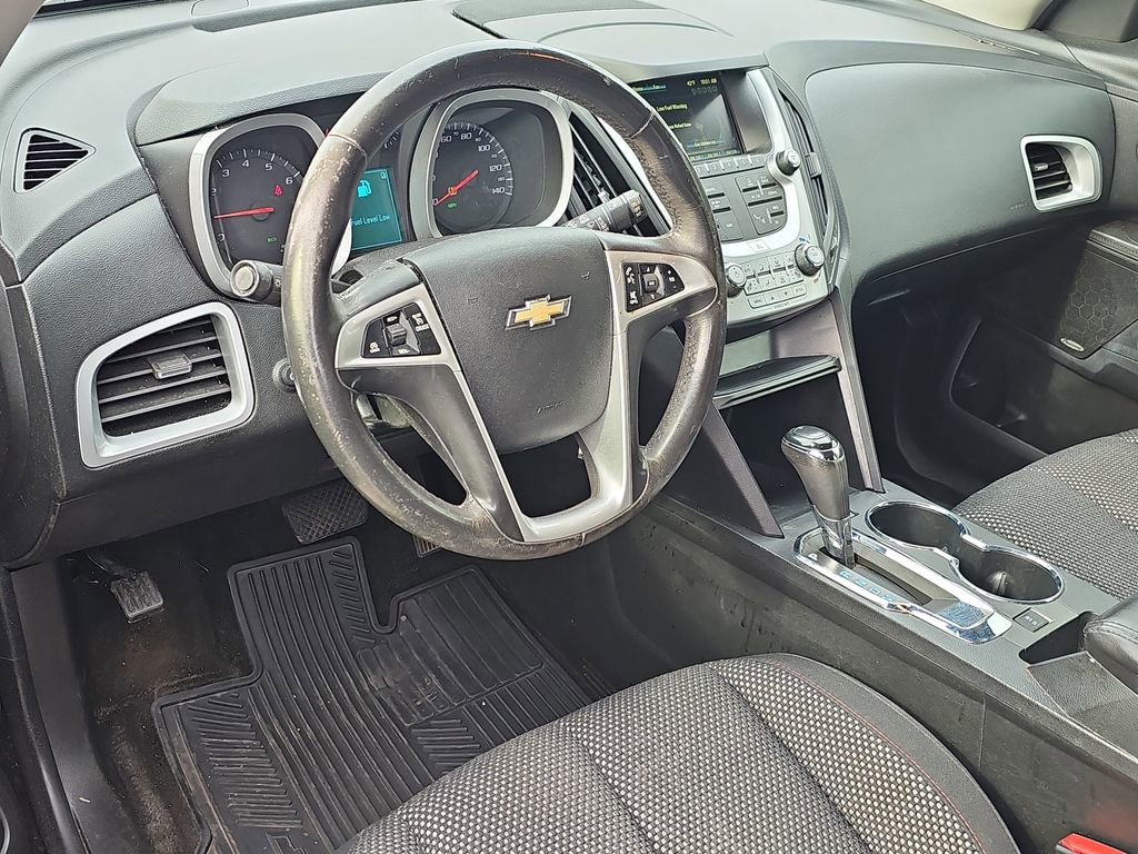Used 2017 Chevrolet Equinox LT image 16