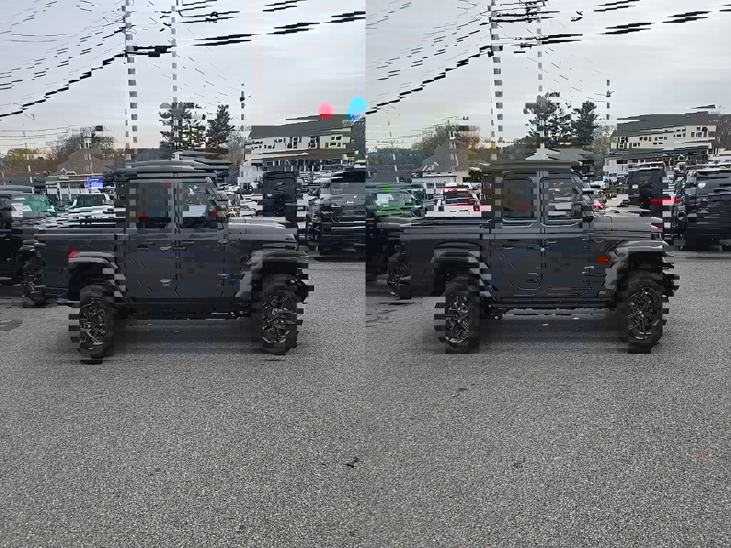 New 2026 Jeep Gladiator Sport image 8