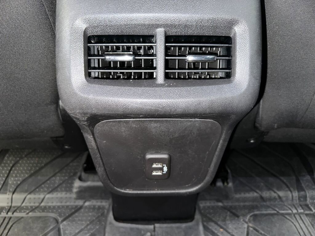 Certified 2024 Chevrolet Equinox LT w/ LPO, Floor Liner Package image 20