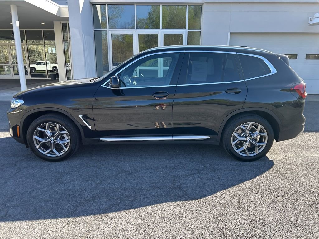 Certified 2024 BMW X3 xDrive30i w/ Premium Package AWD/4WD image 2
