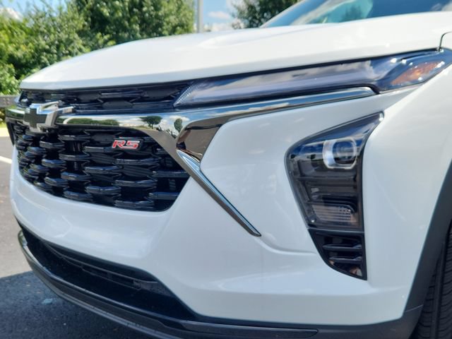 New 2026 Chevrolet Trax RS w/ Driver Confidence Package FWD image 10