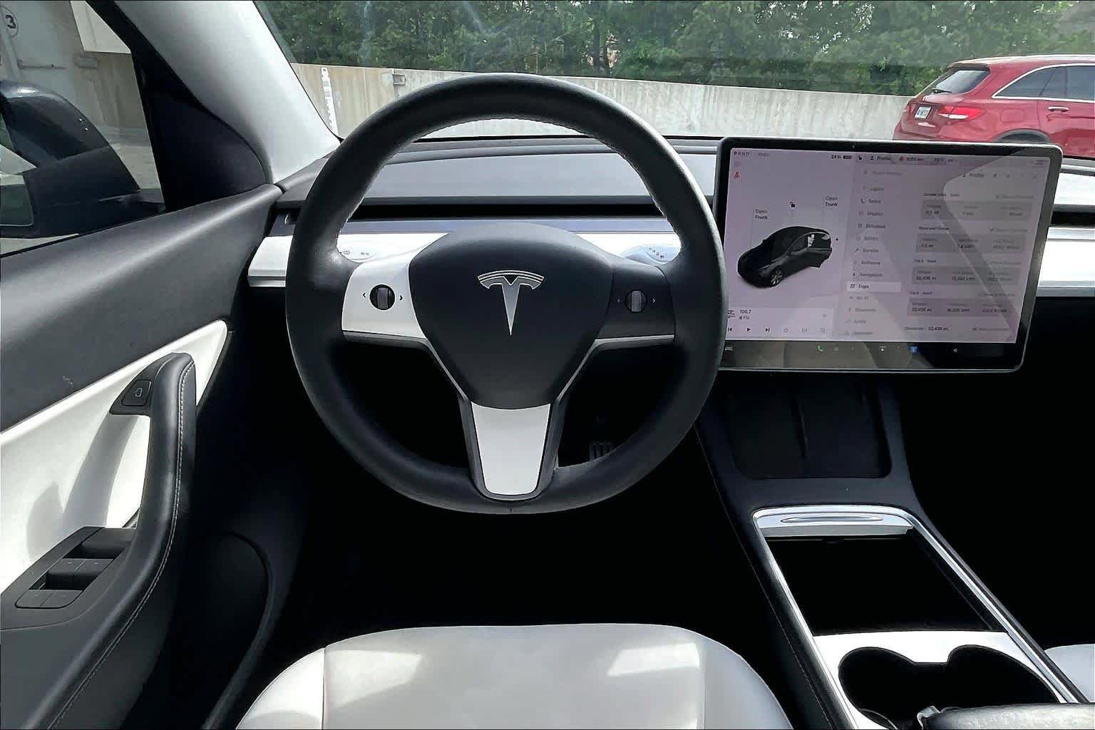 Used 2022 Tesla Model Y Performance AWD/4WD image 5