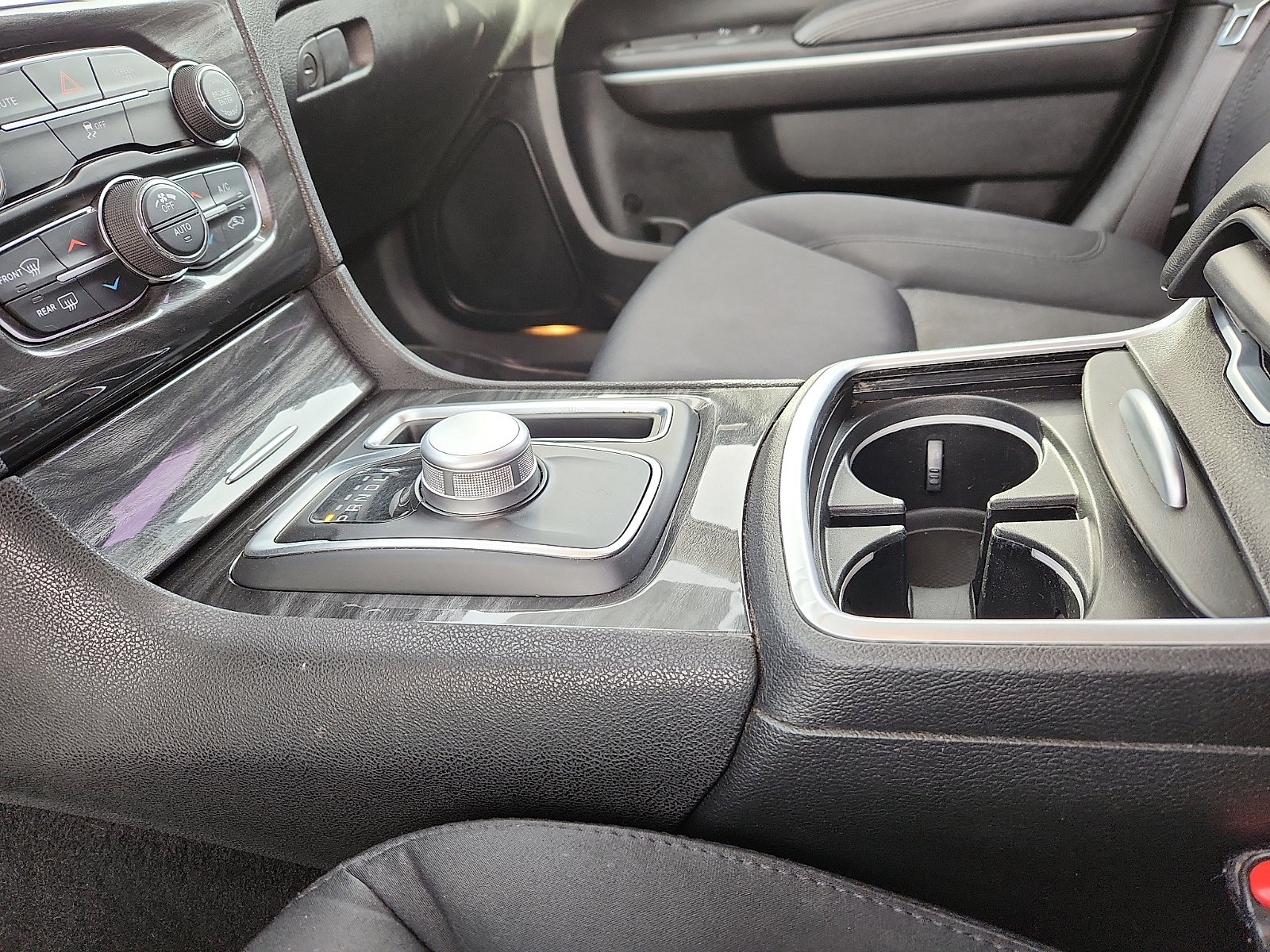 Used 2021 Chrysler 300 Touring w/ Sport Appearance Package image 20