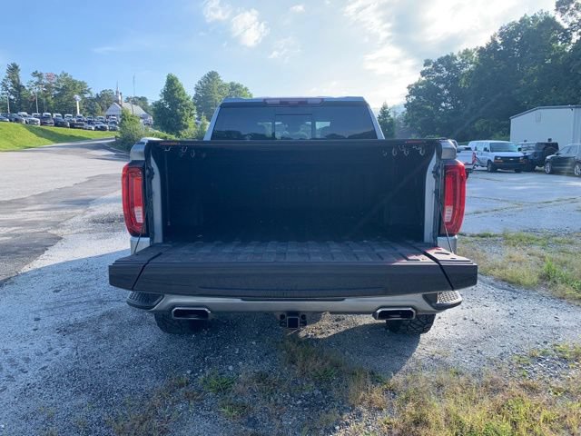 Used 2024 GMC Sierra 1500 AT4 w/ Technology Package AWD/4WD image 9