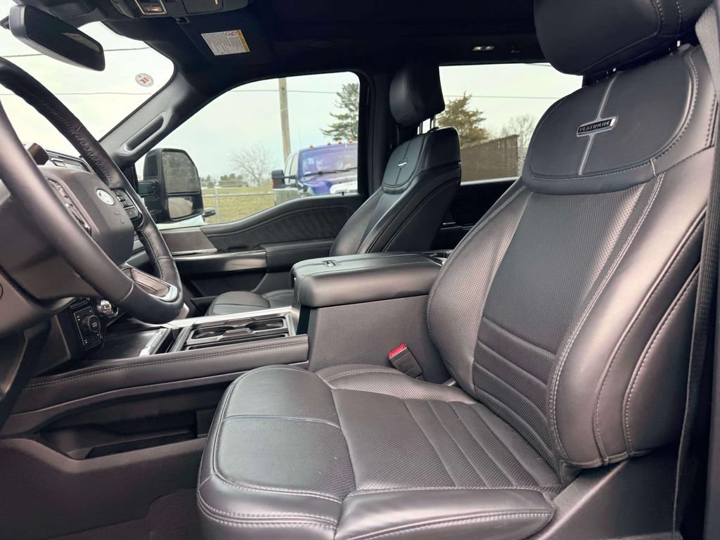 Used 2025 Ford F250 Platinum AWD/4WD image 14