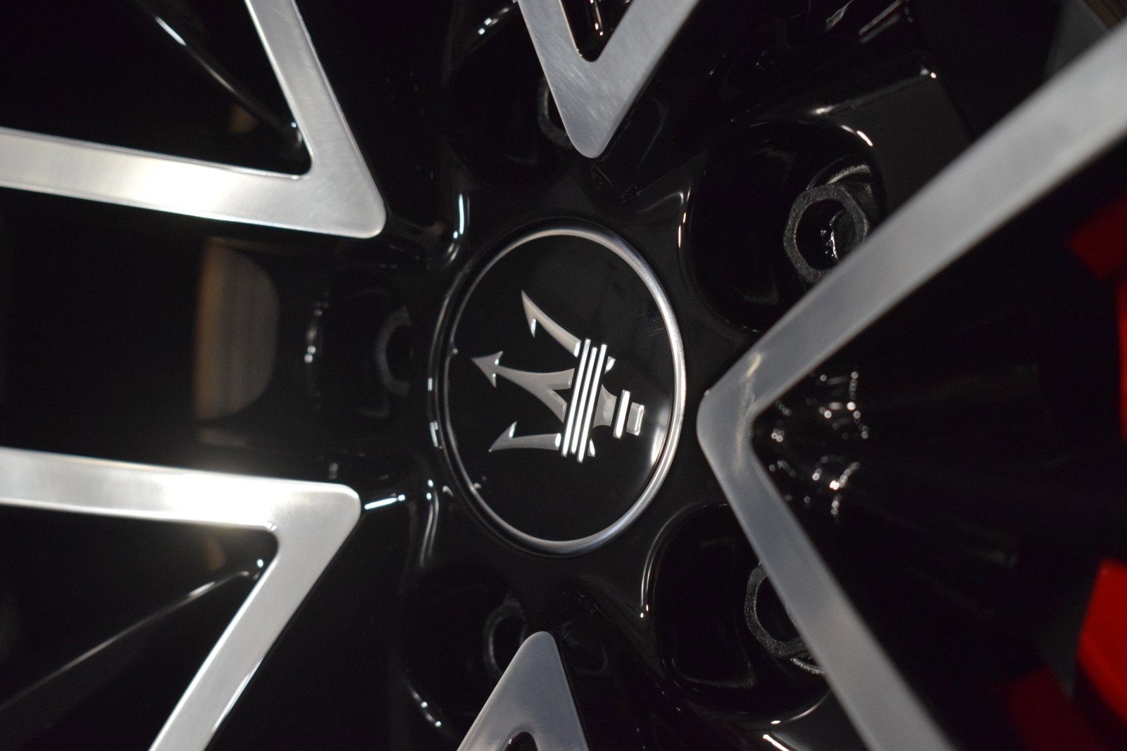 New 2024 Maserati Grecale Modena image 19