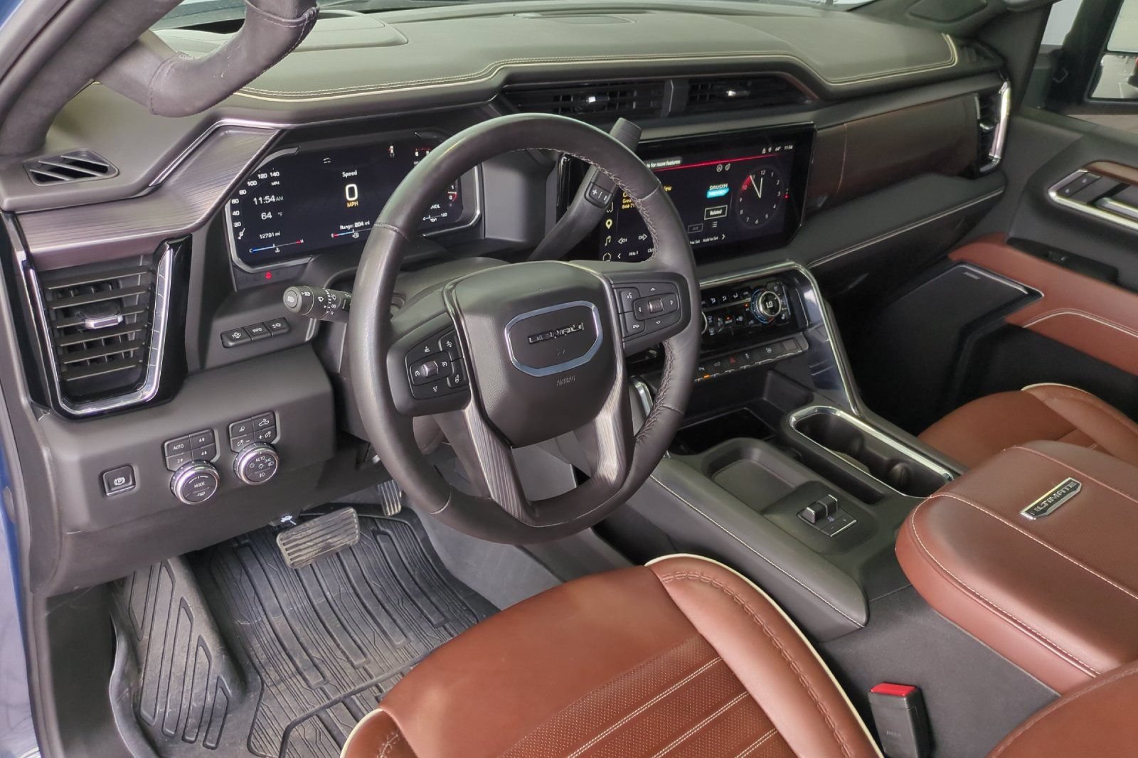 Used 2026 GMC Sierra 3500 Denali Ultimate AWD/4WD image 9