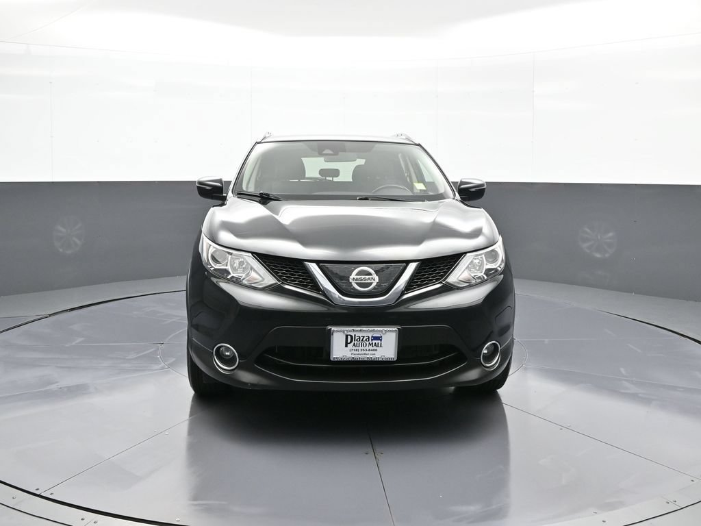 Used 2019 Nissan Rogue Sport SV w/ All-Weather Package AWD/4WD image 2