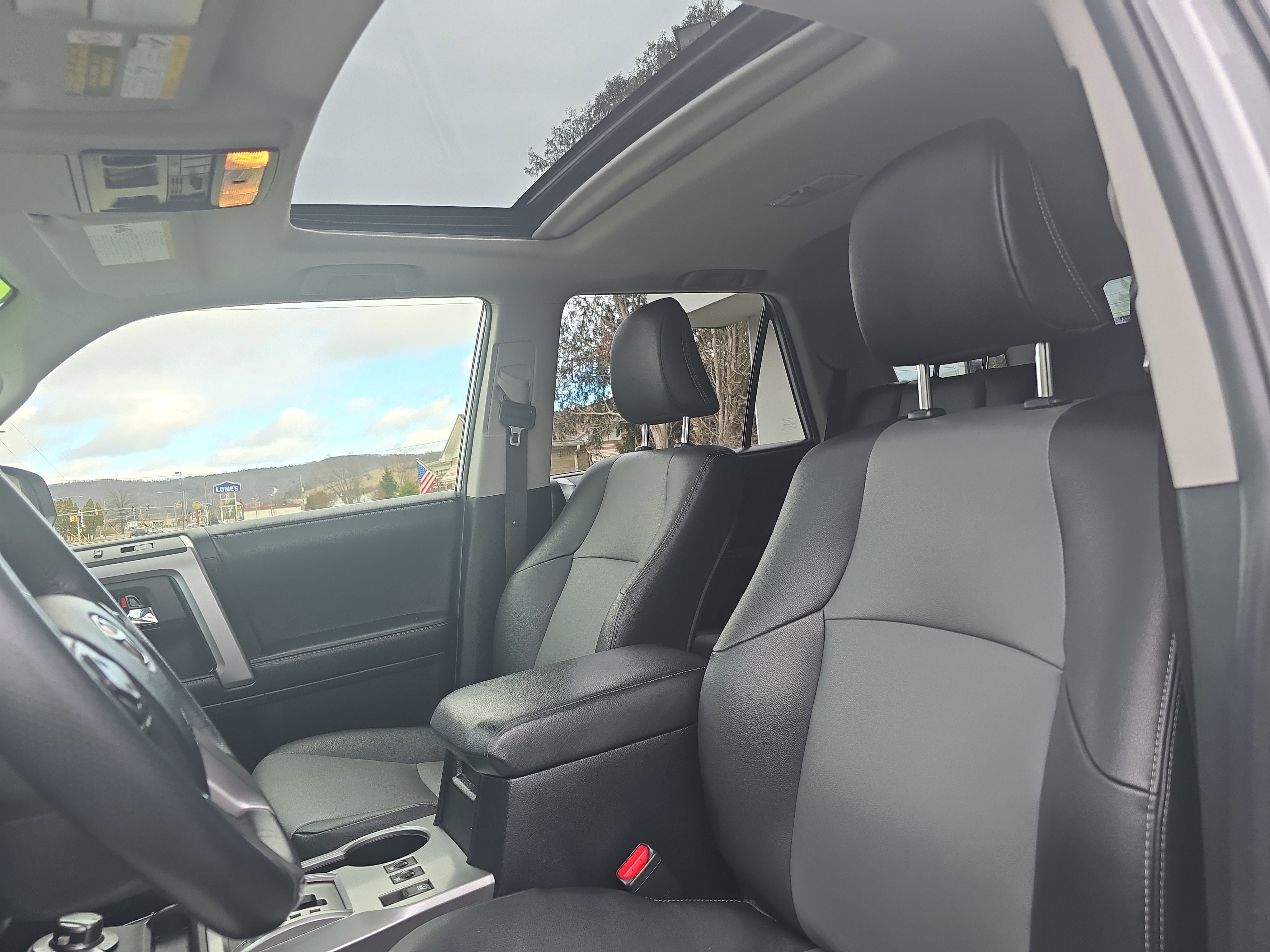 Used 2022 Toyota 4Runner SR5 Premium w/ Moonroof Package image 12