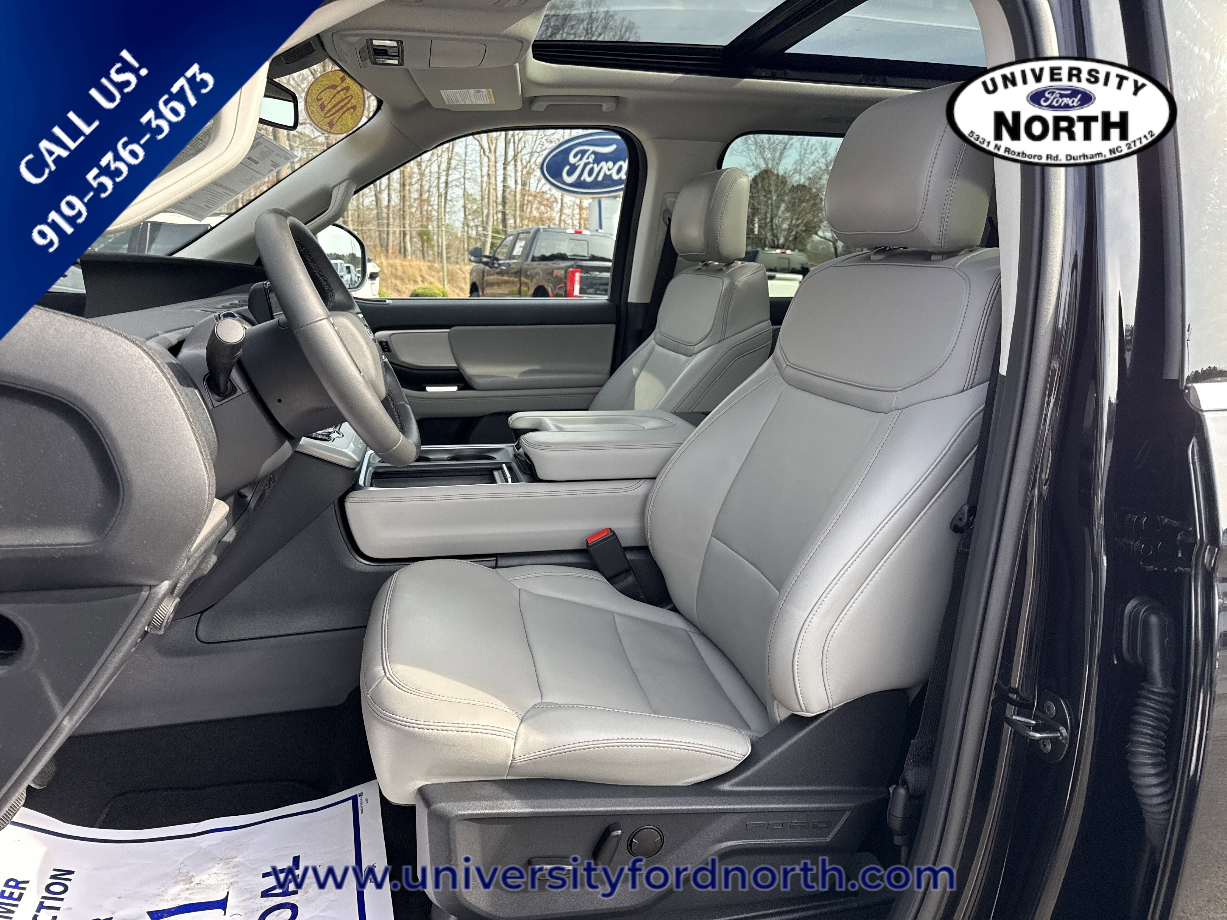 Used 2025 Ford Expedition Active image 16