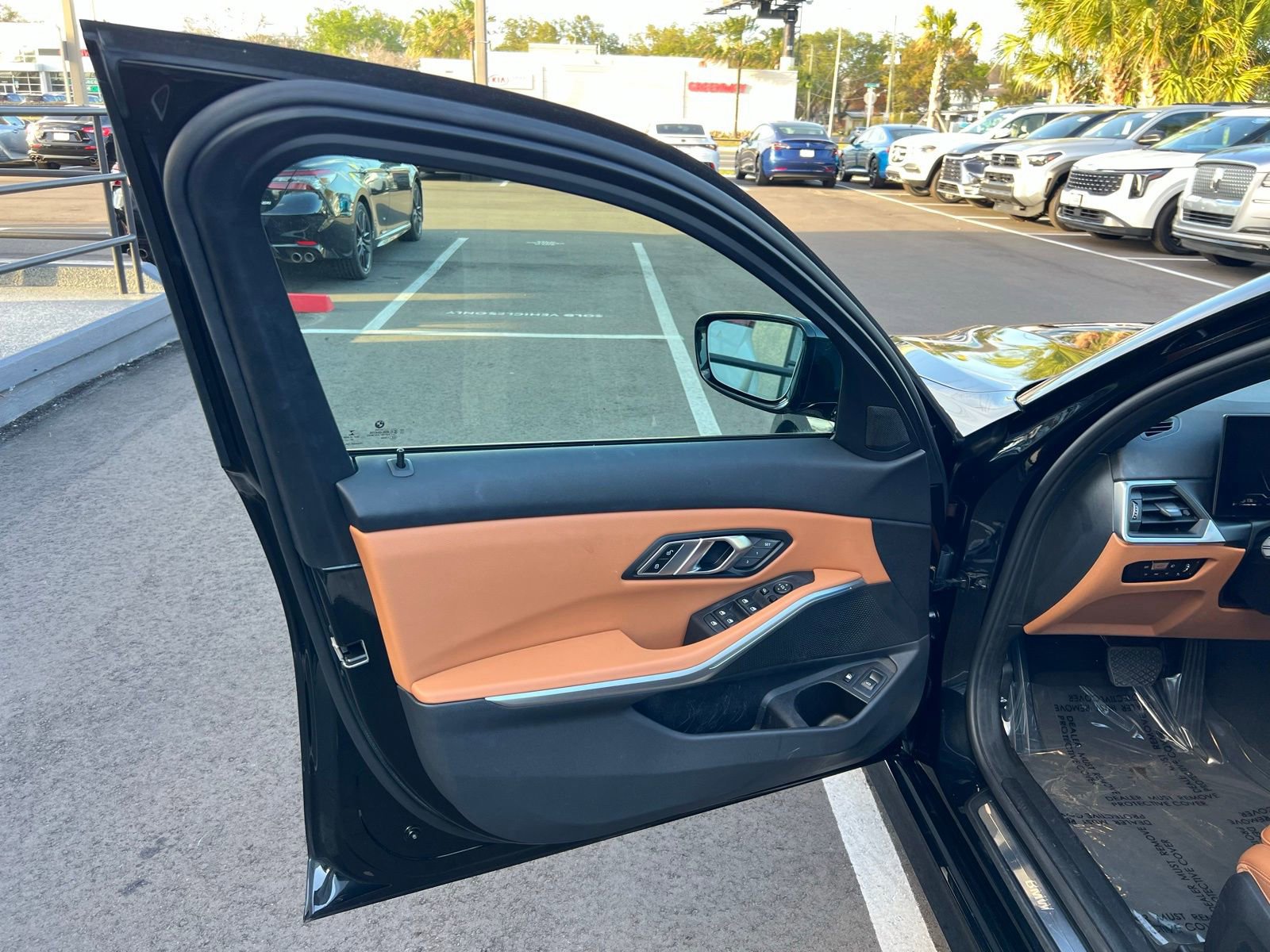 Used 2023 BMW 330e w/ Driving Assistance Package image 27