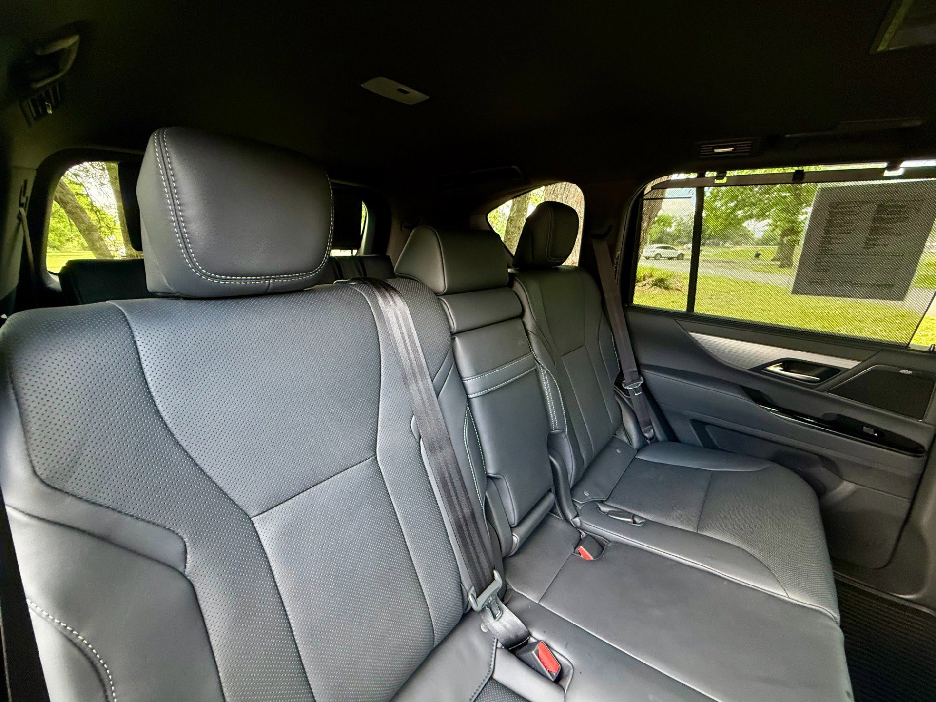 Used 2024 Lexus LX 600 F Sport AWD/4WD image 23