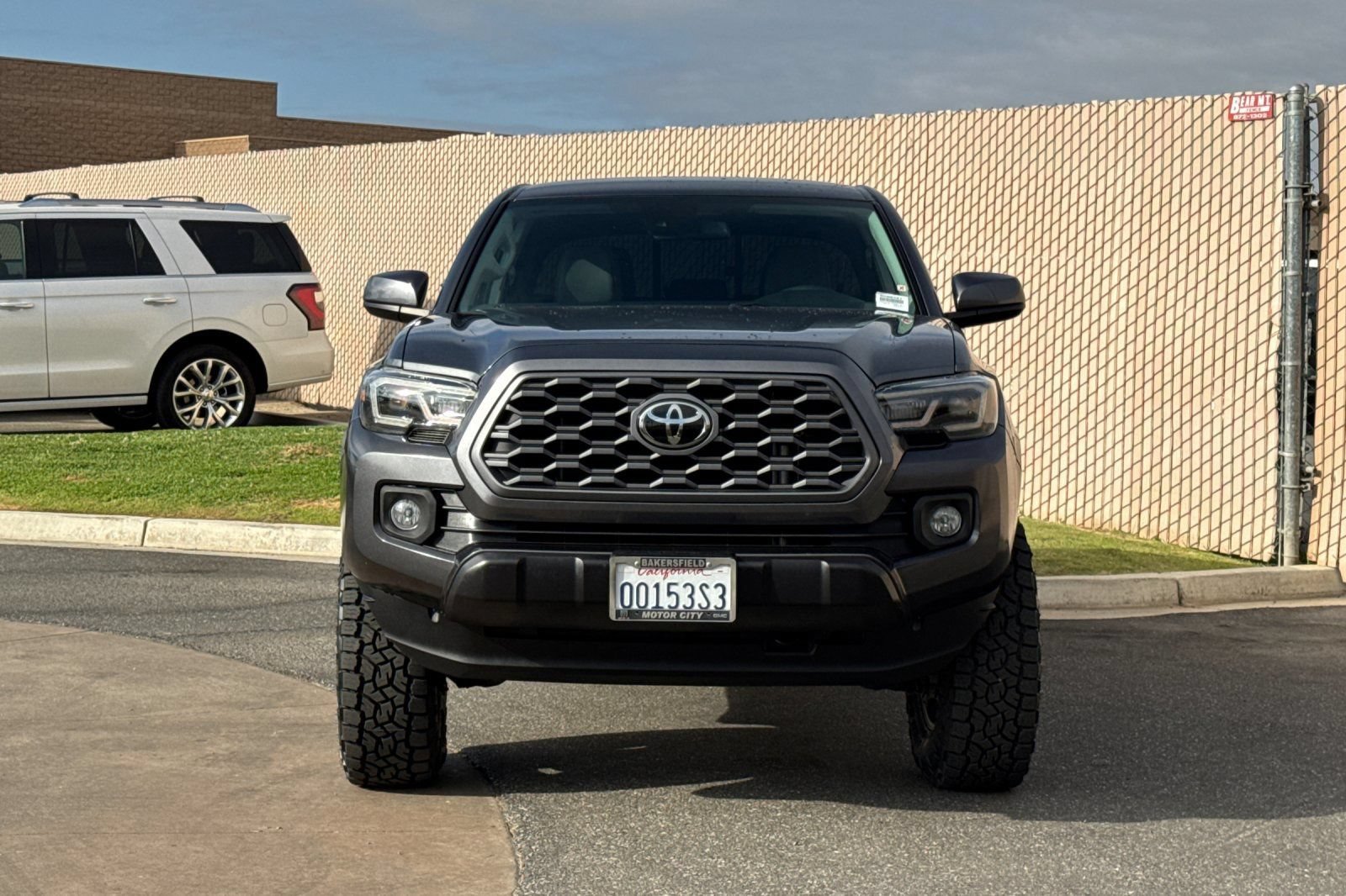 Used 2023 Toyota Tacoma SR AWD/4WD image 9