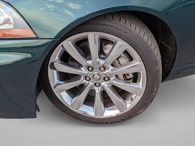 Used 2010 Jaguar XK Convertible image 10