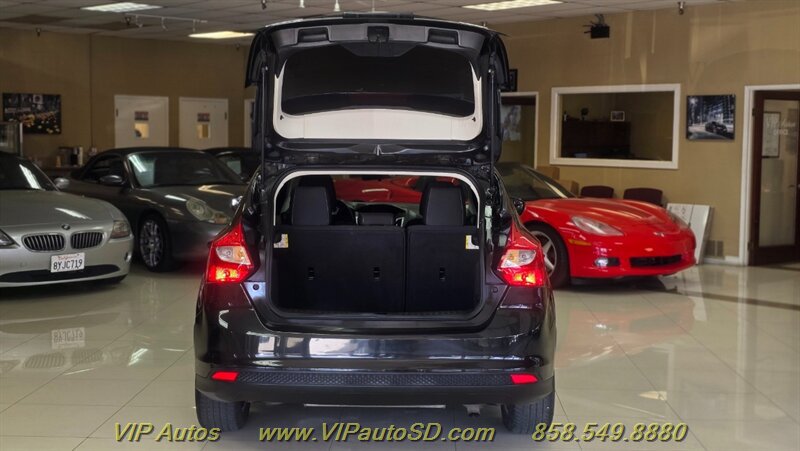 Used 2014 Ford Focus SE FWD image 9