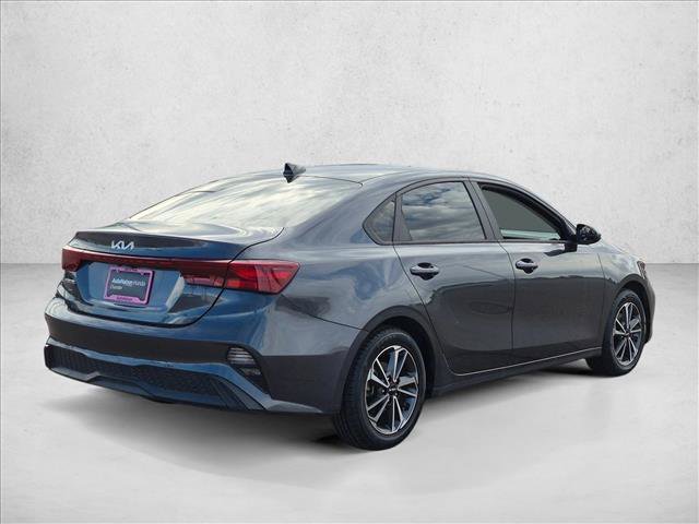 Used 2023 Kia Forte LXS FWD image 5