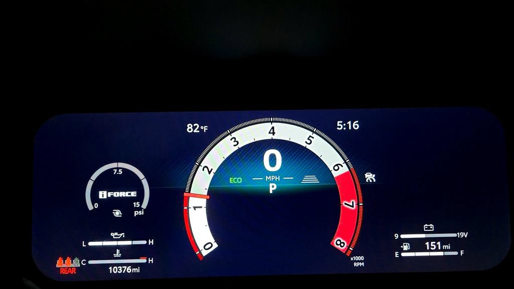 Certified 2024 Toyota Tacoma TRD Sport w/ TRD Sport Upgrade Package AWD/4WD image 33