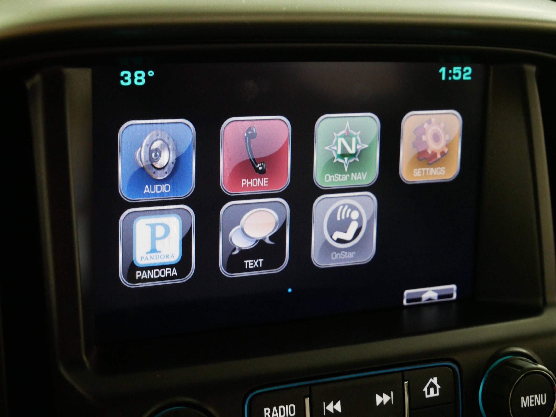 Certified 2015 Chevrolet Colorado LT w/ LT Convenience Package image 32