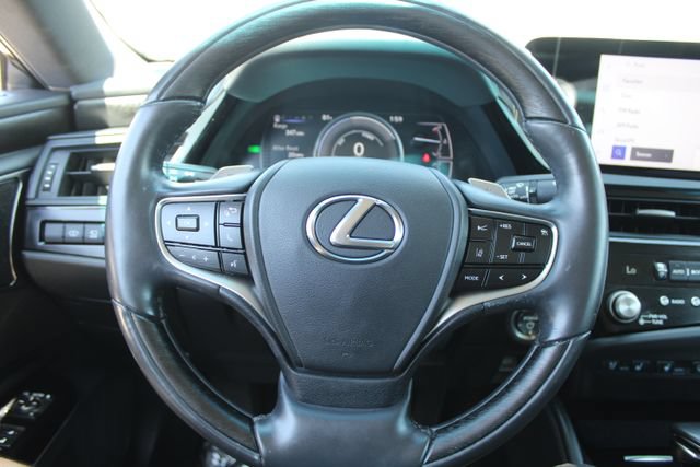 Used 2024 Lexus ES 300h w/ Accessory Package (Z1) FWD image 15