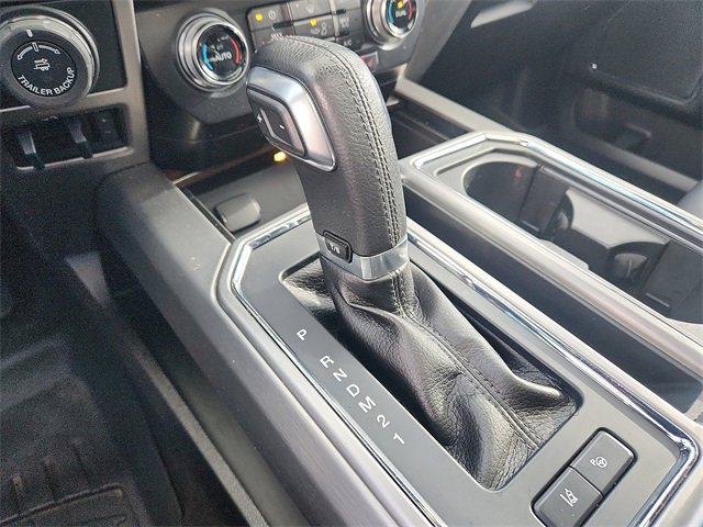 Used 2016 Ford F150 Platinum w/ Equipment Group 701A Luxury image 16